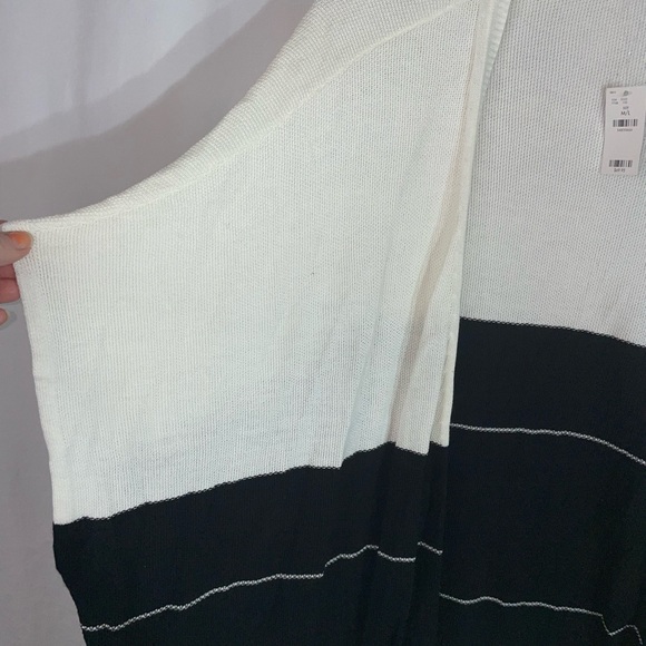 The Limited Black & White Open Front Drape Style Cardigan Size M/L. 0025 - Picture 4 of 8